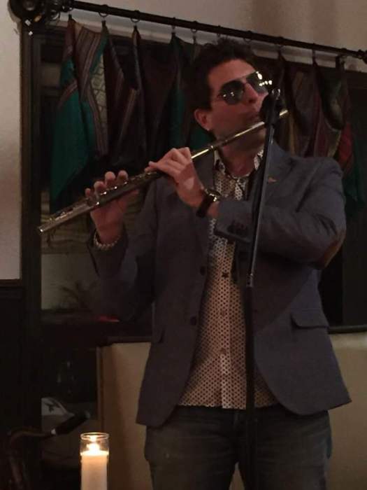 FB_IMG_1512878003951